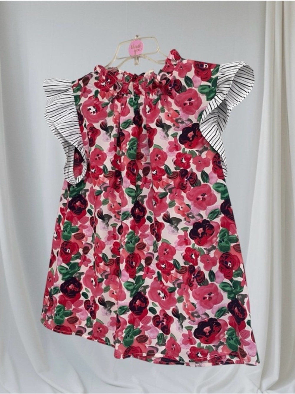 JODIFL‎ Vibrant Floral Blouse Size Large 
Summertime or Spring